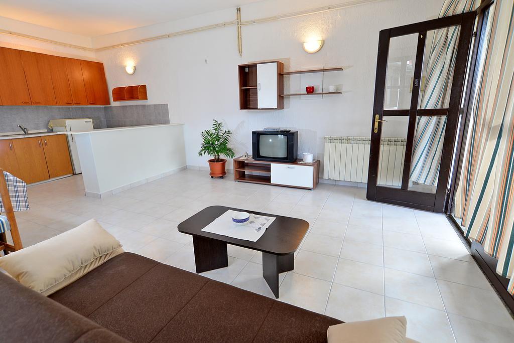 Apartments Elsa 534 Štinjan Kültér fotó